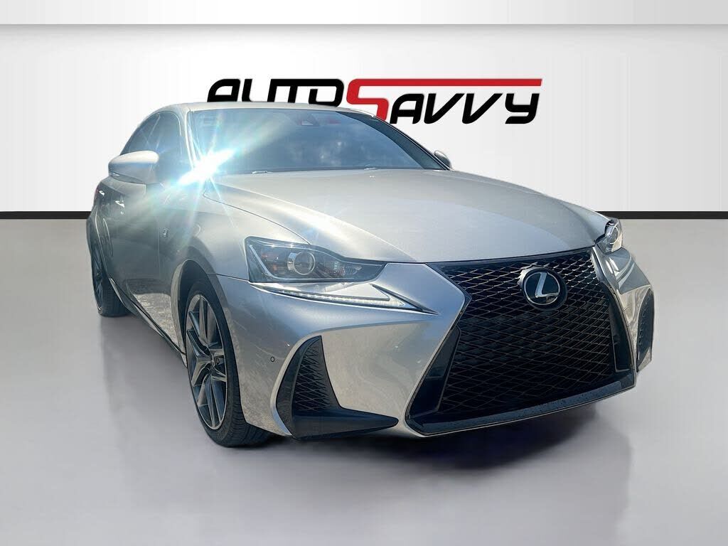 2020 LEXUS IS