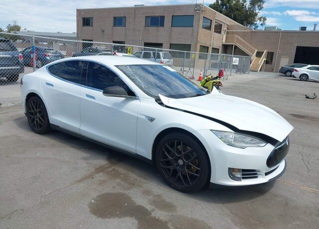 2012 TESLA Model S