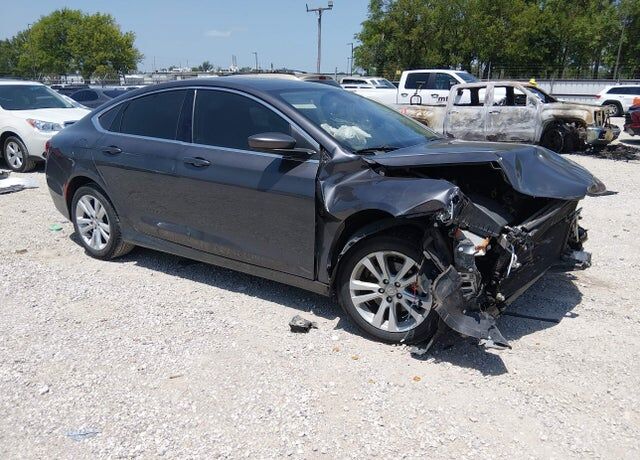 2016 CHRYSLER 200