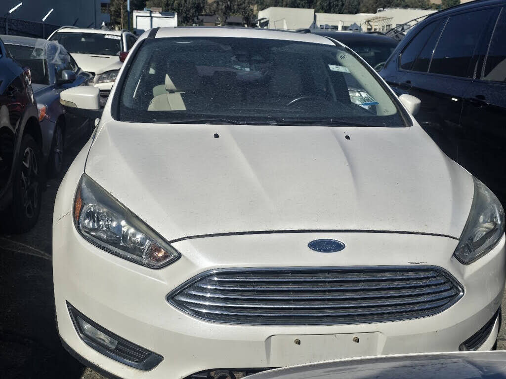 2017 FORD Focus