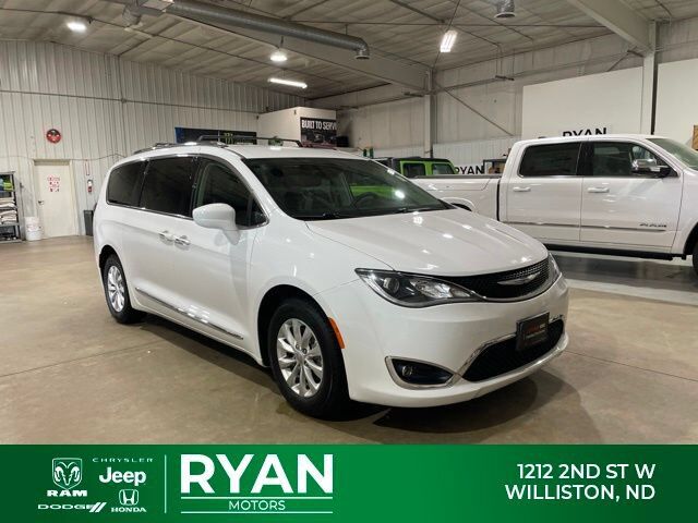 2018 CHRYSLER Pacifica