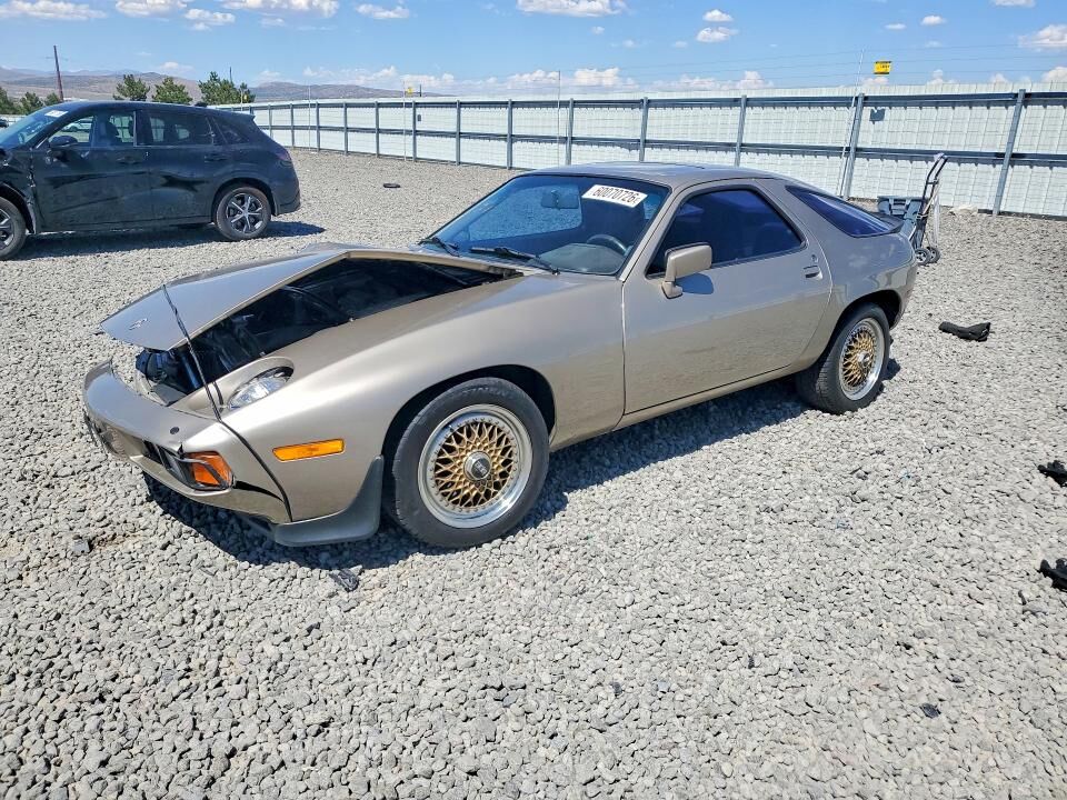 1985 PORSCHE 924