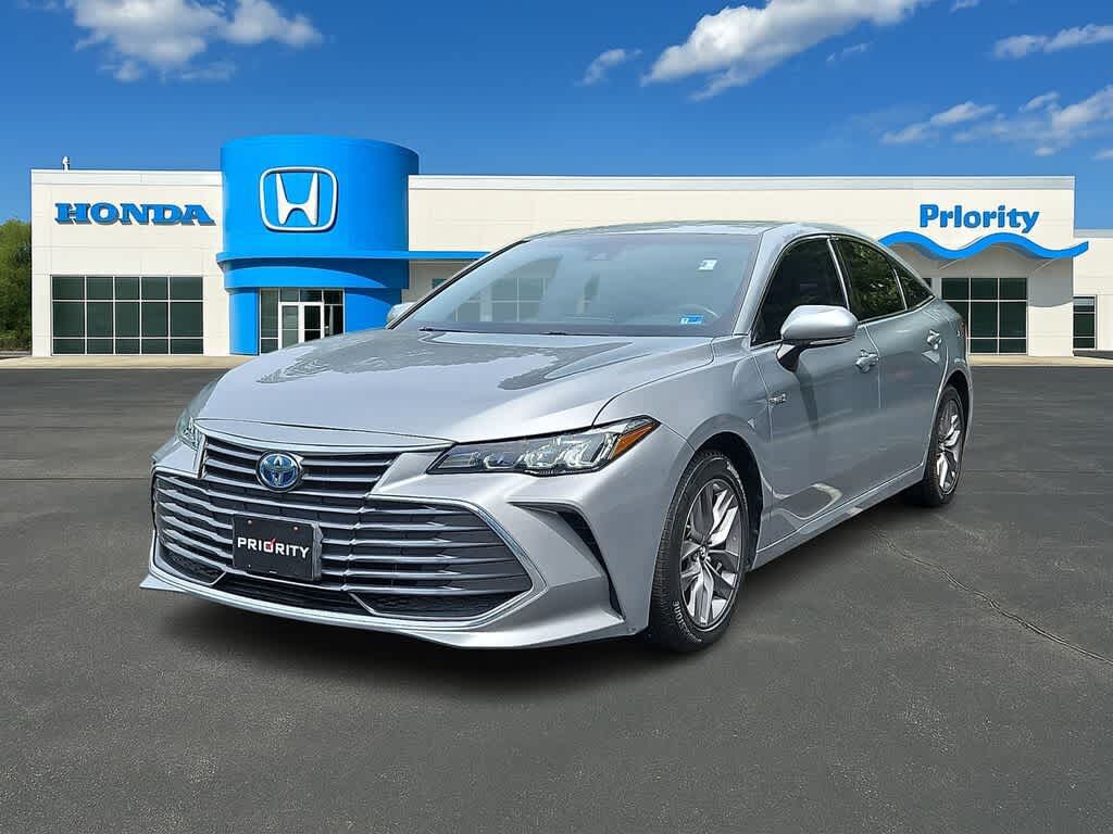 2019 TOYOTA Avalon