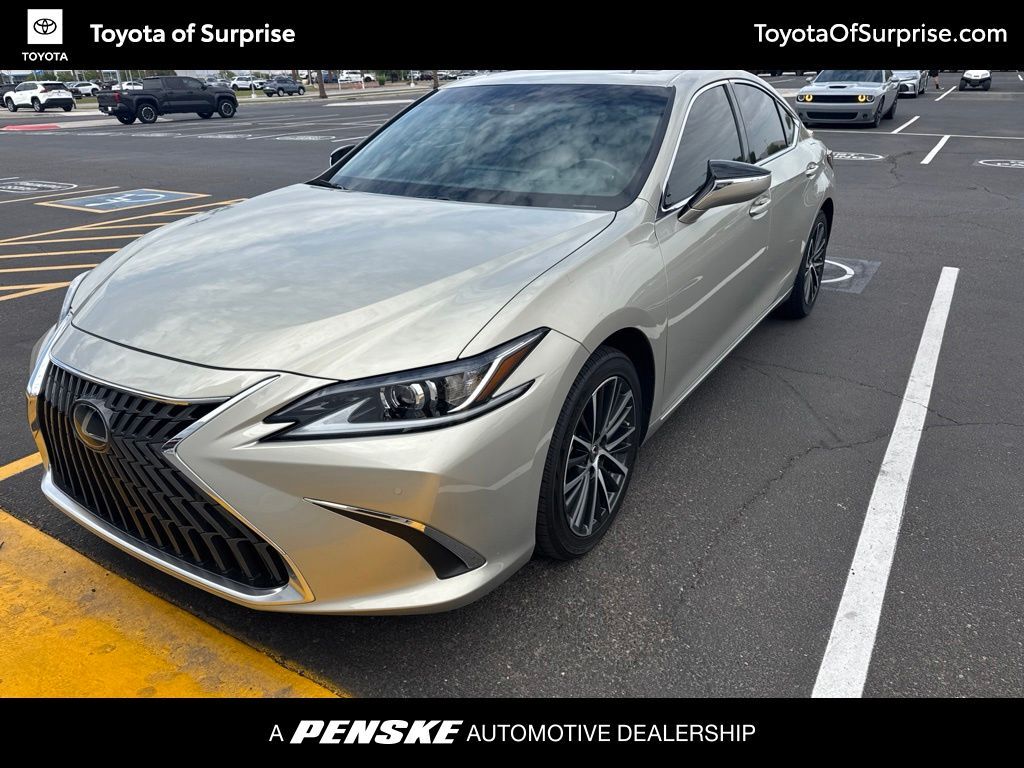 2024 LEXUS ES