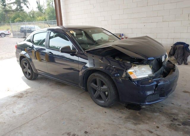 2013 DODGE Avenger