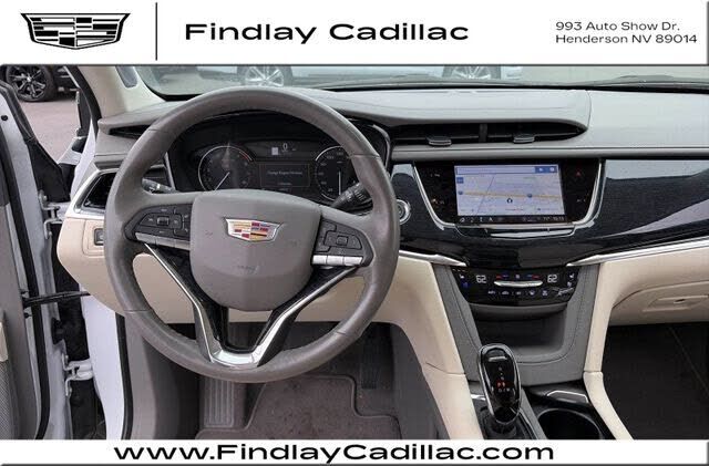 2024 CADILLAC XT6