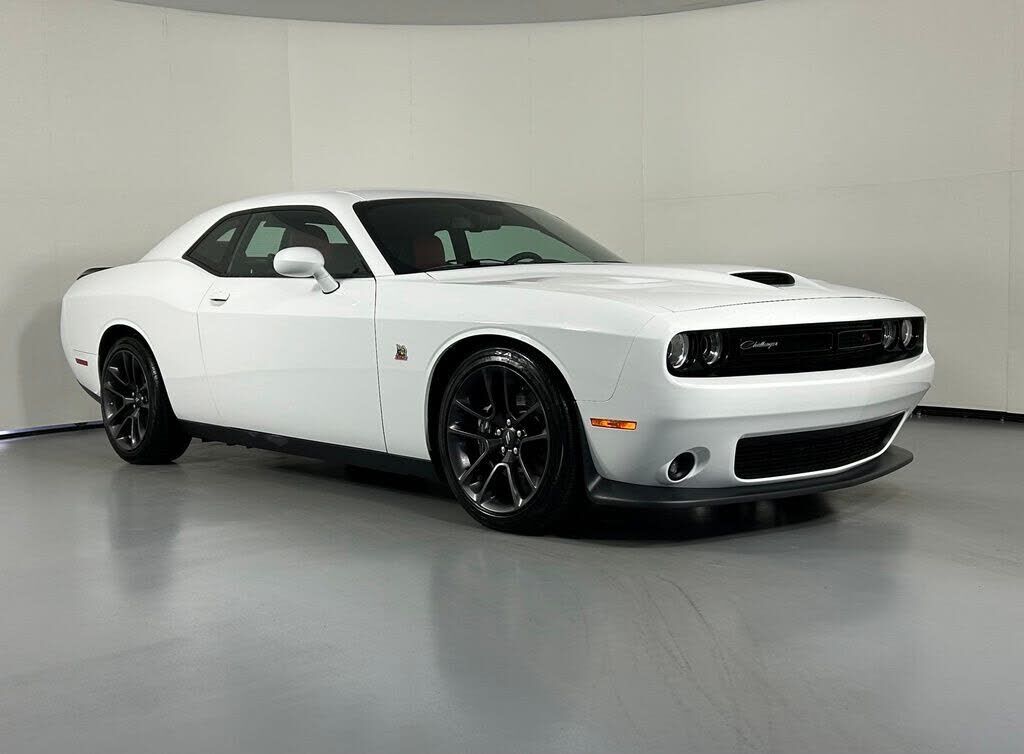 2021 DODGE Challenger