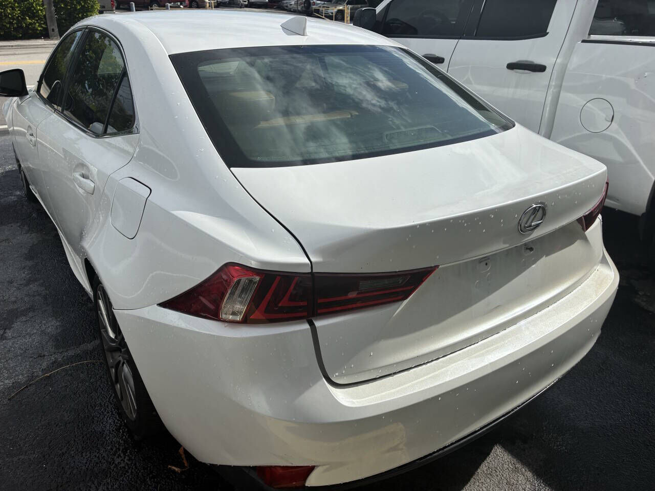 2016 LEXUS IS
