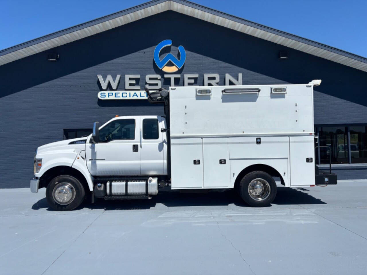 2018 FORD F-650