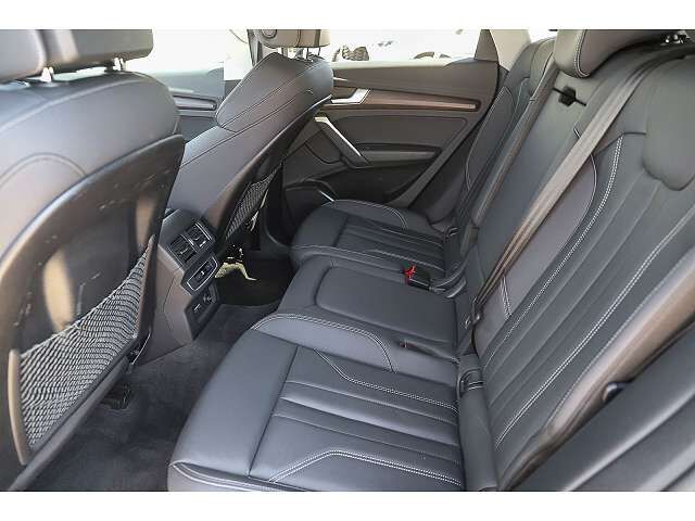 2022 AUDI Q5
