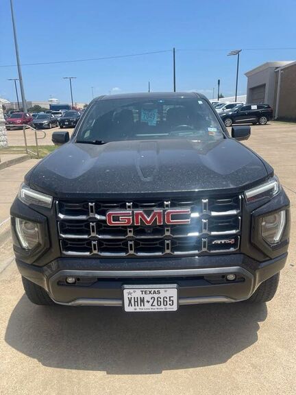 2023 GMC Canyon