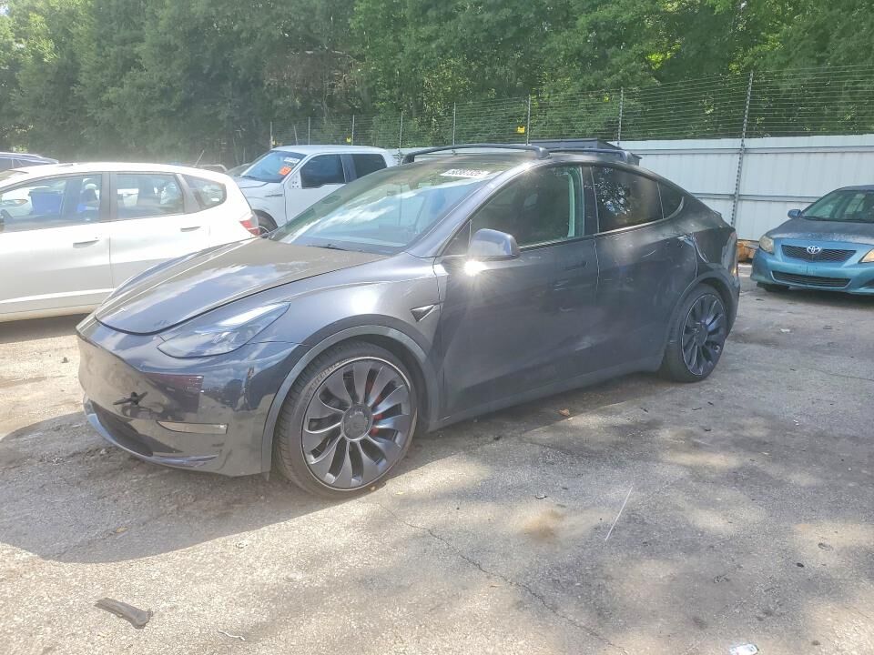 2024 TESLA Model Y