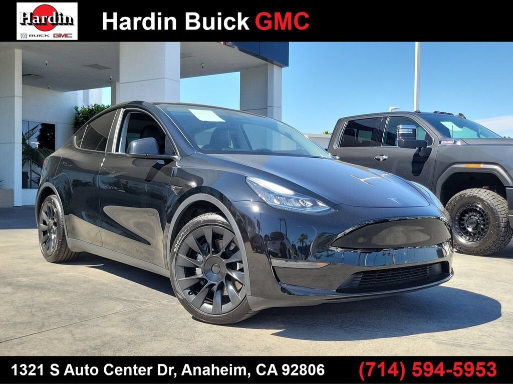 2023 TESLA Model Y