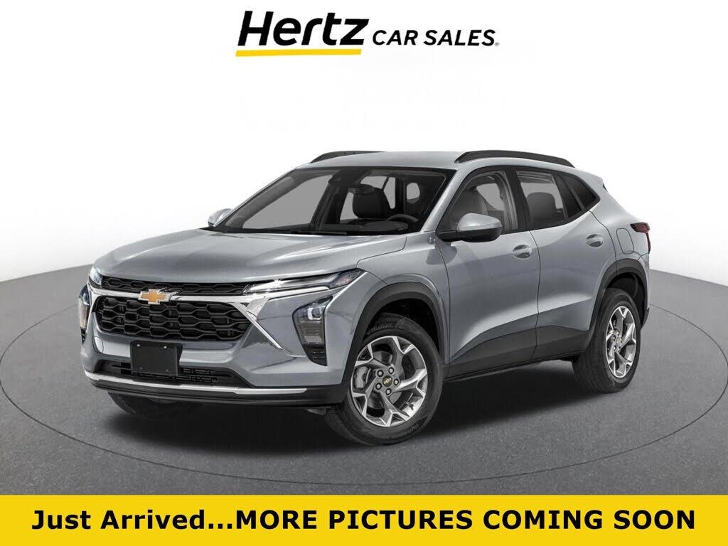 2025 CHEVROLET Trax