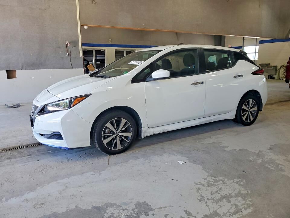 2022 NISSAN Leaf
