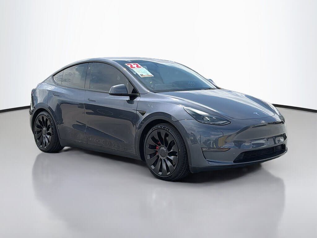 2022 TESLA Model Y