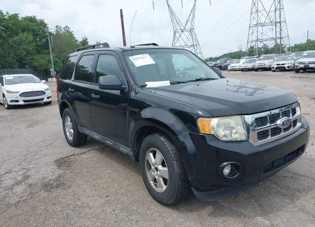 2009 FORD Escape
