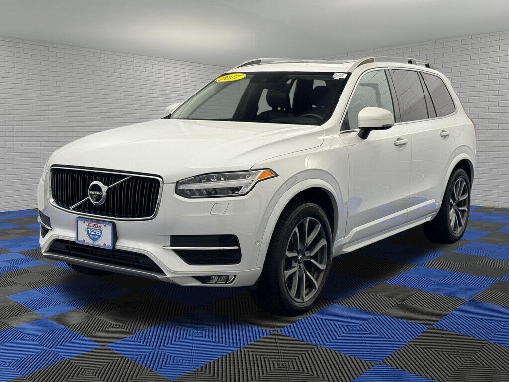 2017 VOLVO XC90