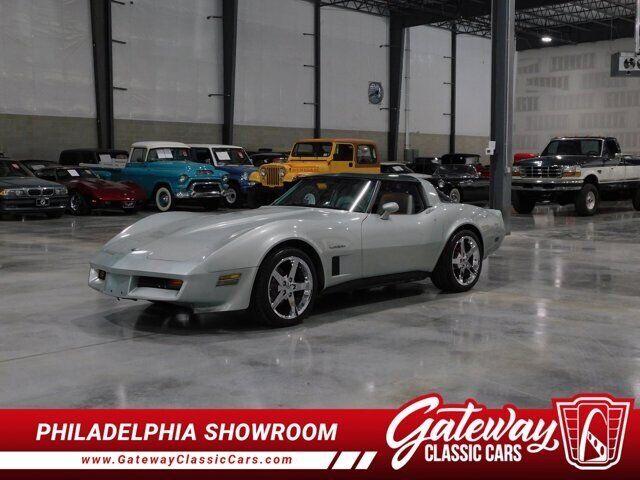 1982 CHEVROLET Corvette