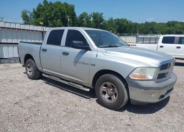 2011 DODGE Ram