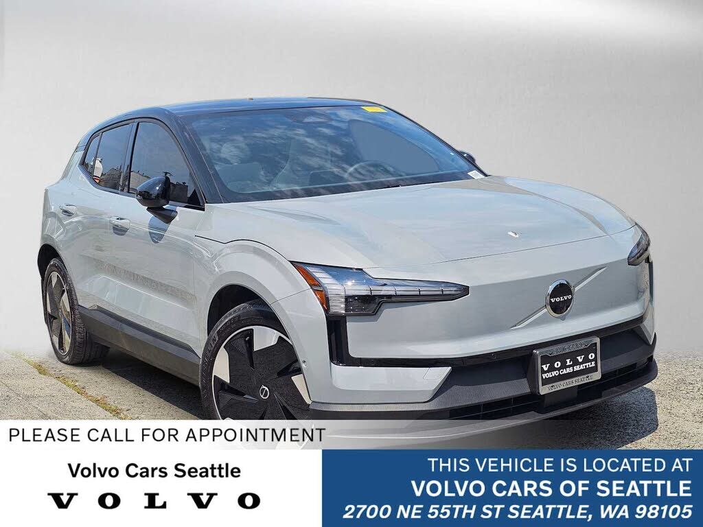 2025 VOLVO EX30