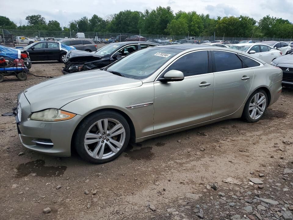 2012 JAGUAR XJ