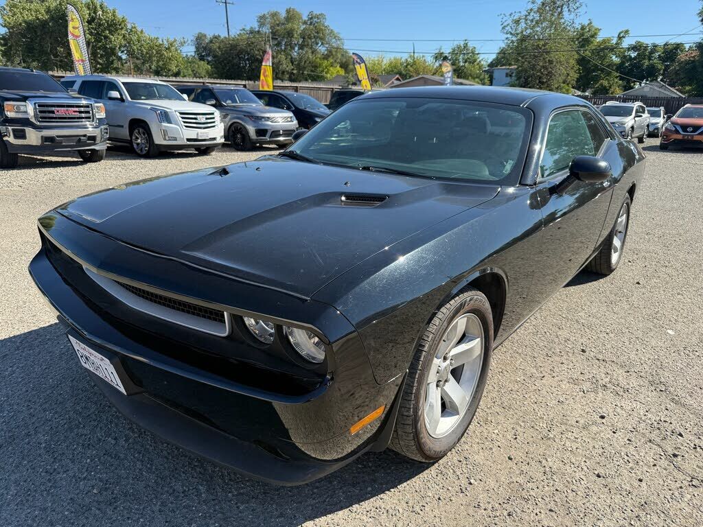 2013 DODGE Challenger