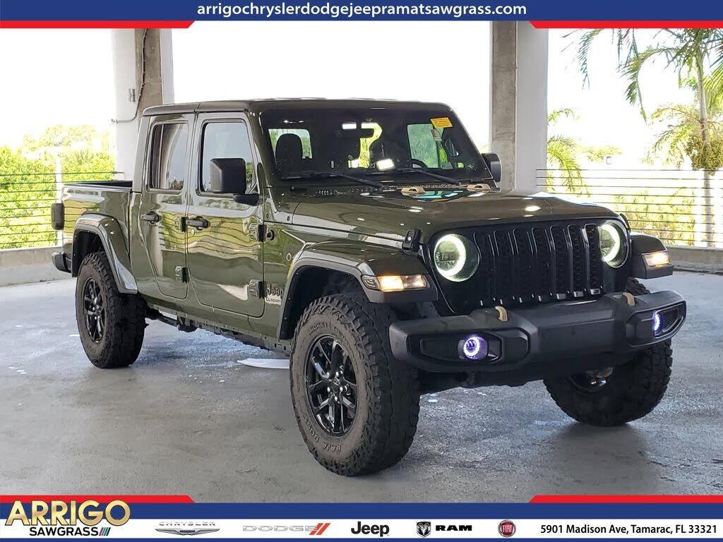 2022 JEEP Gladiator