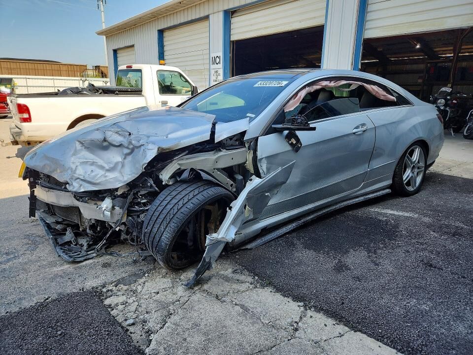 2011 MERCEDES-BENZ E-Class