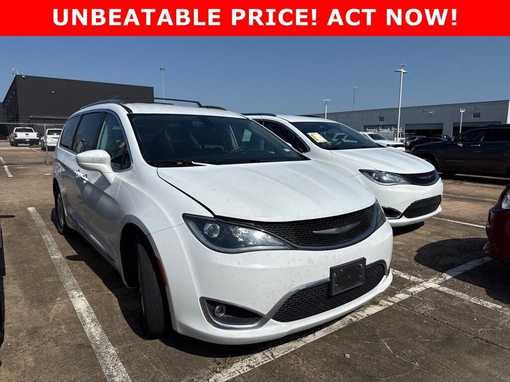 2018 CHRYSLER Pacifica