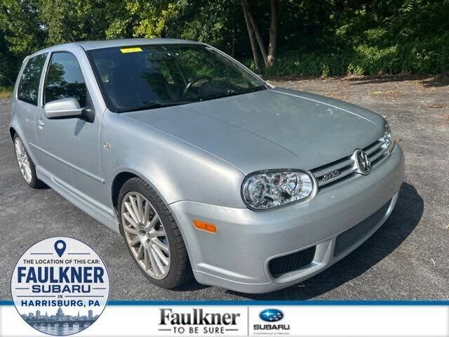 2004 VOLKSWAGEN R32
