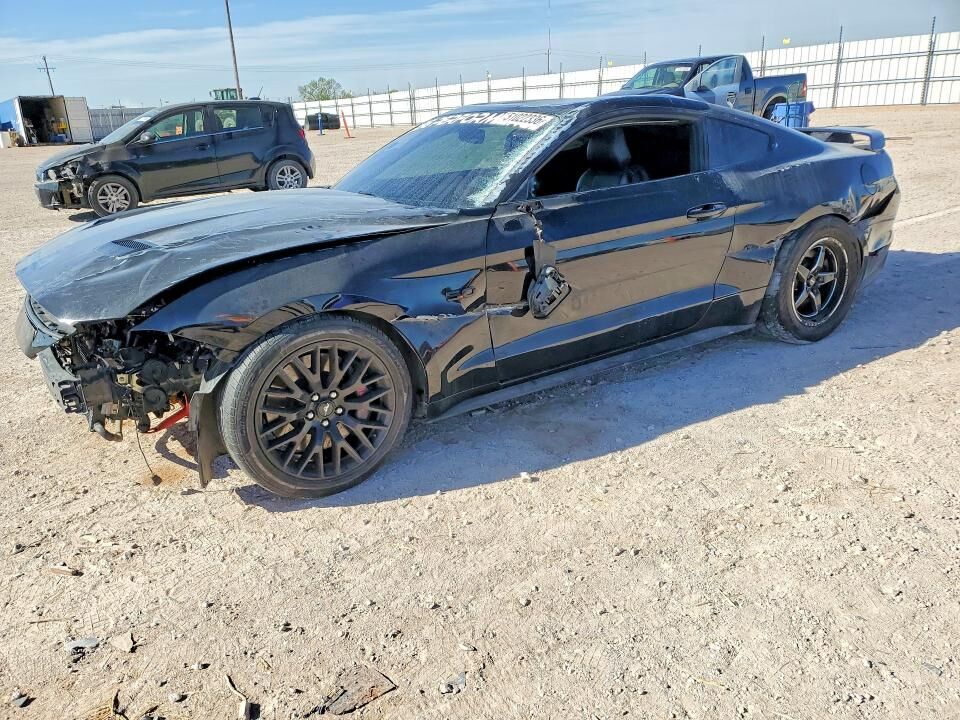 2020 FORD Mustang