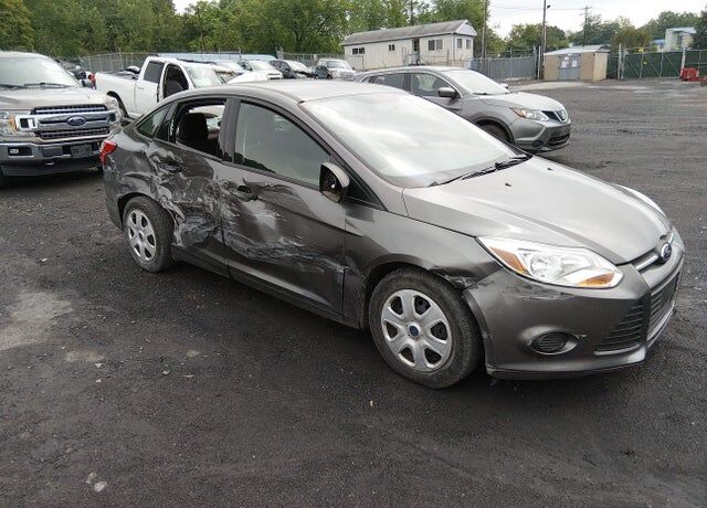 2013 FORD Focus