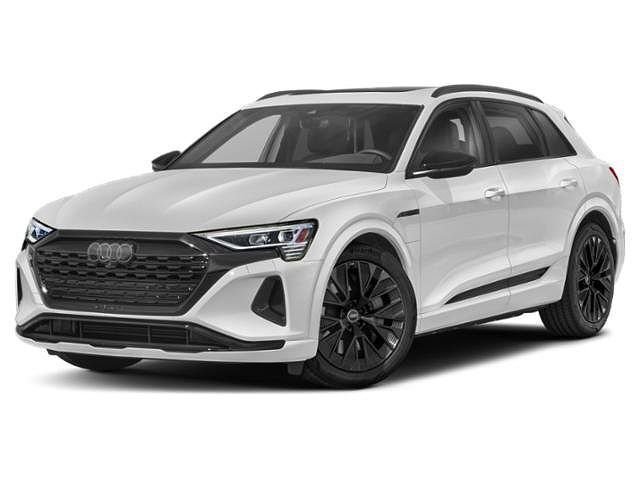2024 AUDI Q8
