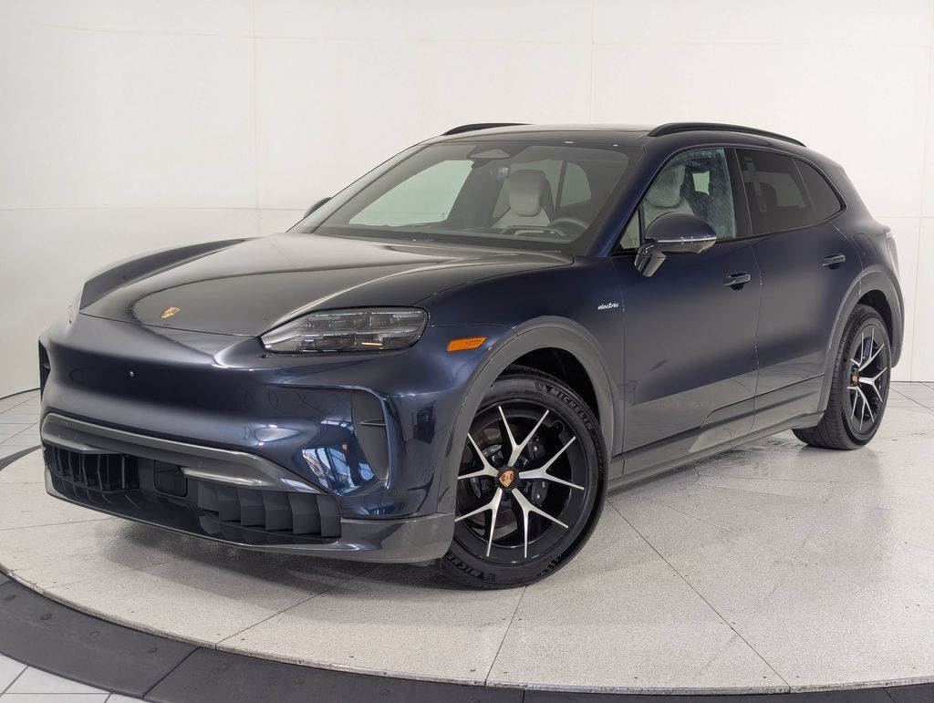 2026 PORSCHE Cayenne
