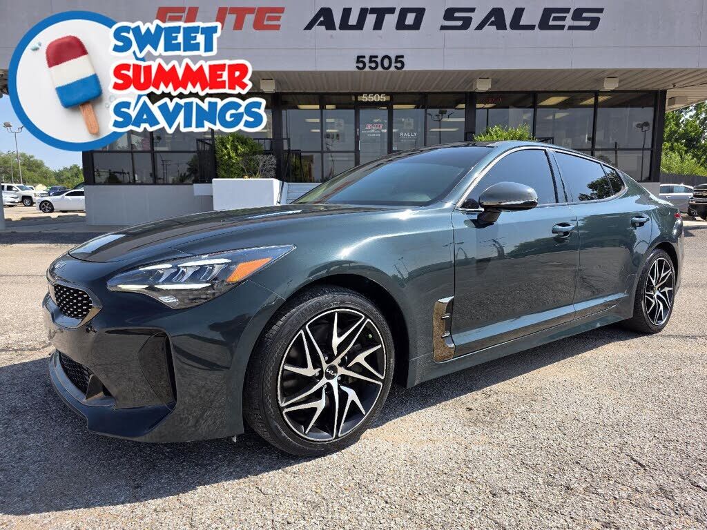 2022 KIA Stinger