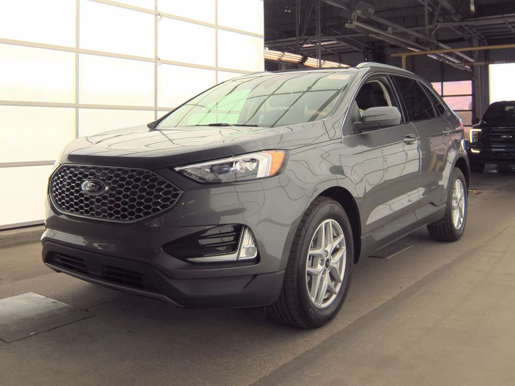 2023 FORD Edge