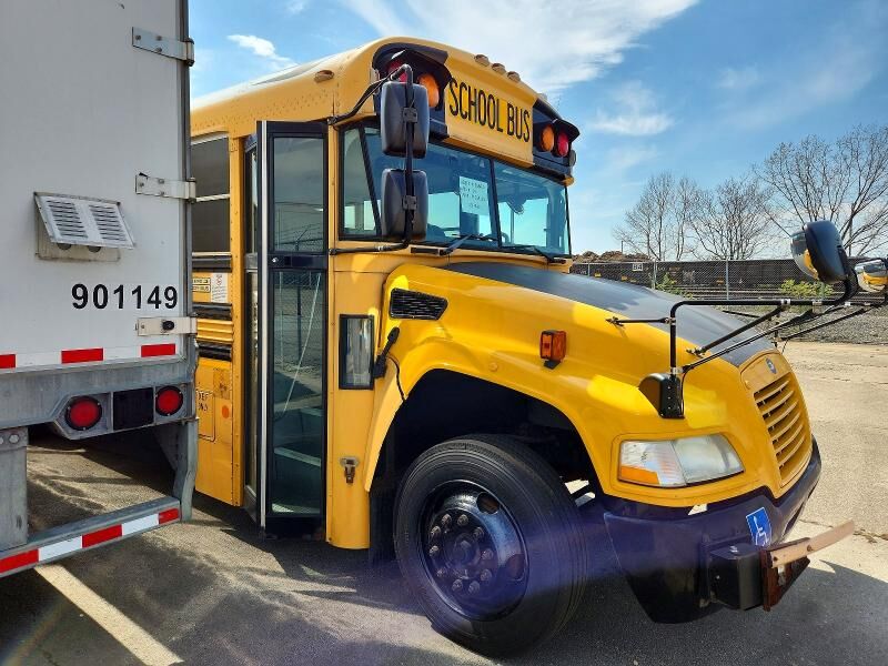 2012 BLUE BIRD BB Conventional