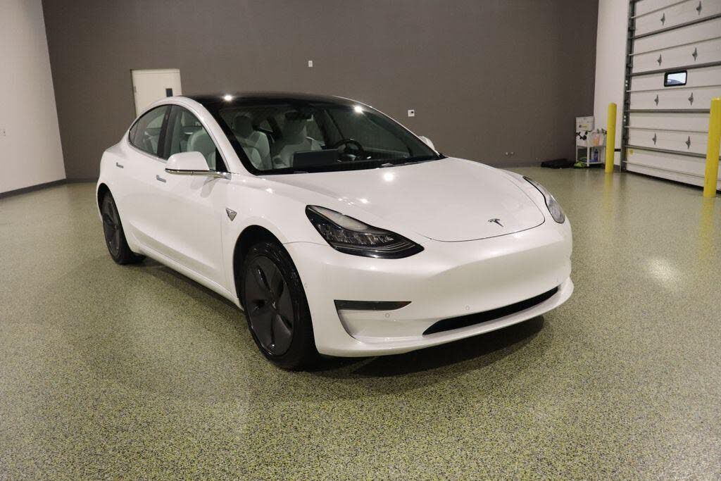 2020 TESLA Model 3