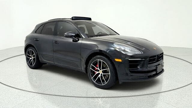 2024 PORSCHE Macan