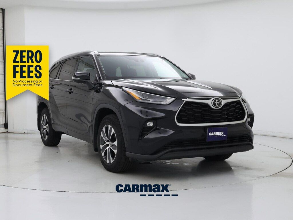 2022 TOYOTA Highlander