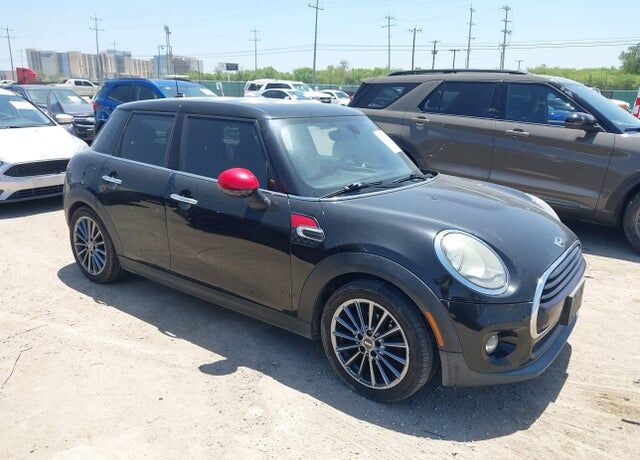 2016 MINI Cooper