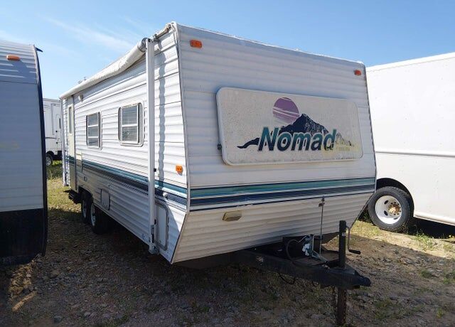 2000 SKYLINE CORPORATION Nomad