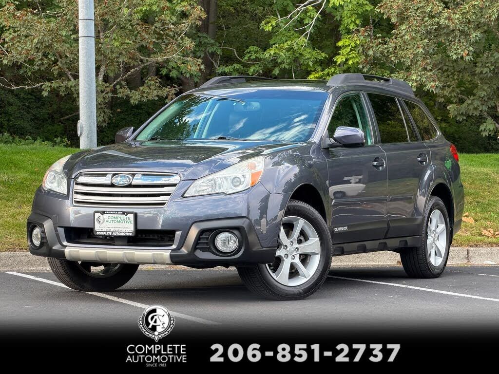 2014 SUBARU Outback