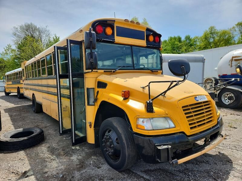 2012 BLUE BIRD BB Conventional