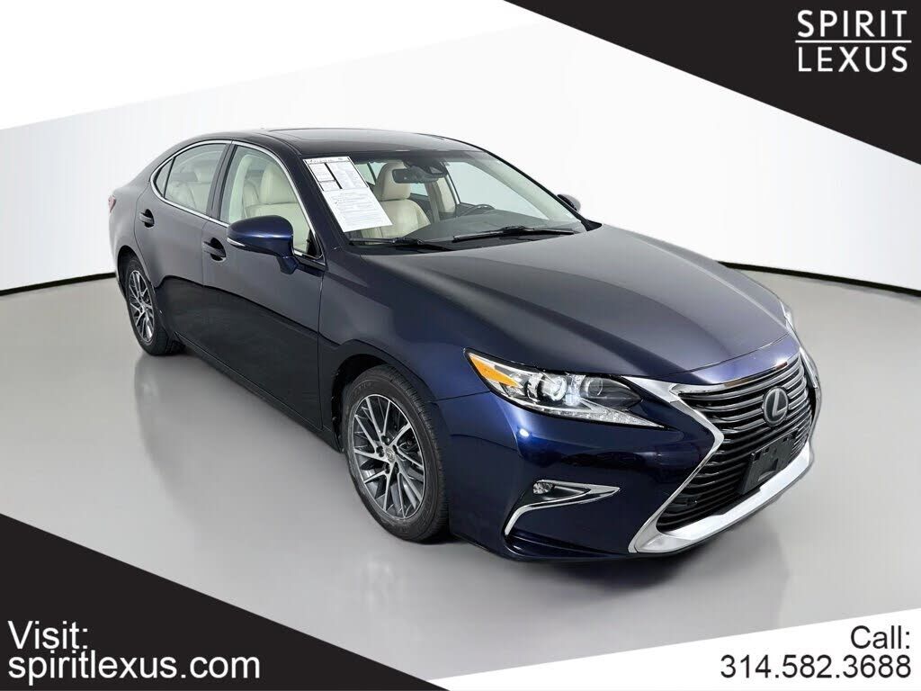 2016 LEXUS ES