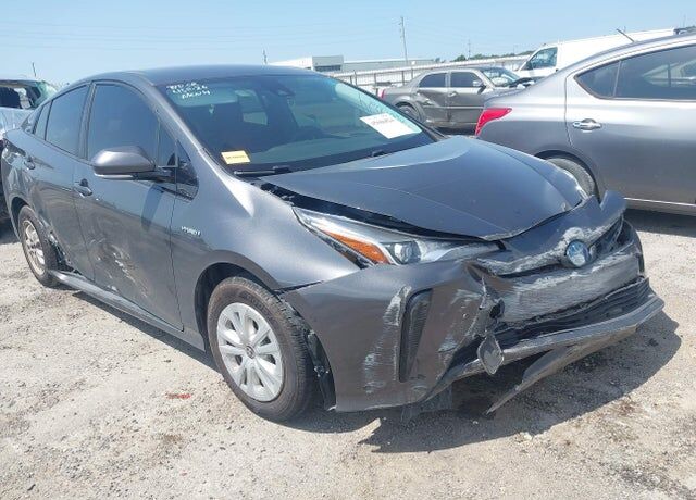 2019 TOYOTA PRIUS
