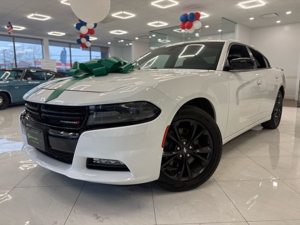 2020 DODGE Charger