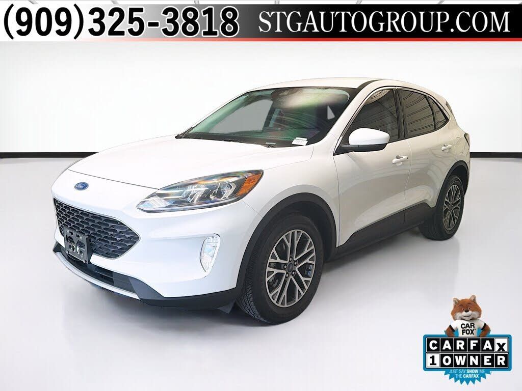 2022 FORD Escape