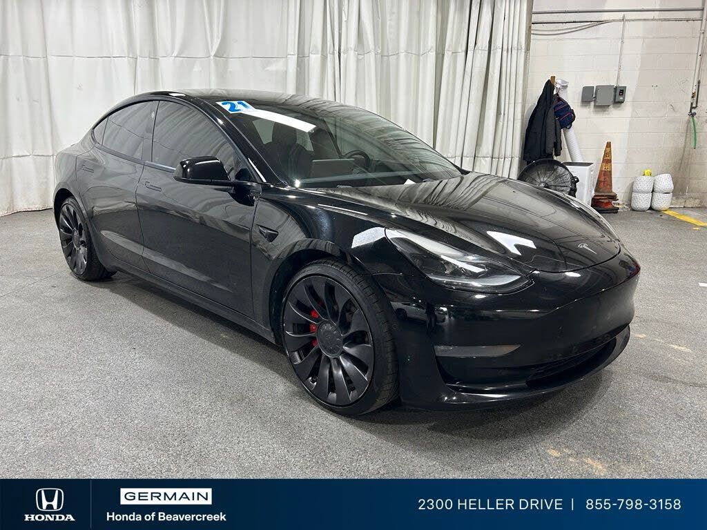 2021 TESLA Model 3